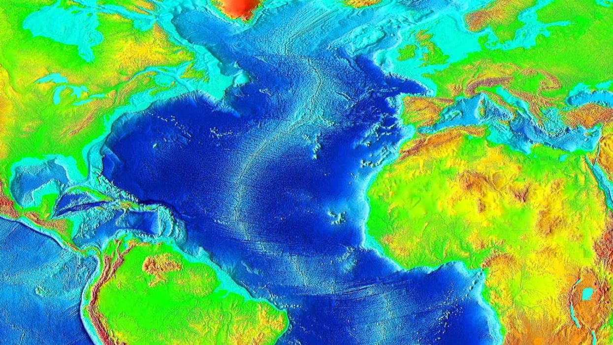 Sống núi Đại Tây Dương là nơi các mảng kiến tạo phân kỳ