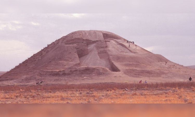 Khám phá bí ẩn đài tưởng niệm hình kim tự tháp cổ nhất thế giới