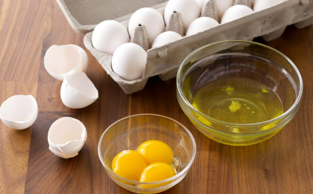Lòng trắng trứng có hàm lượng cholesterol thấp